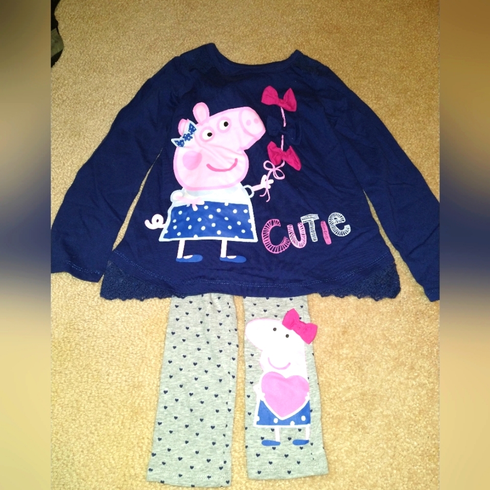 Peppa Pig two piece set NWT 4